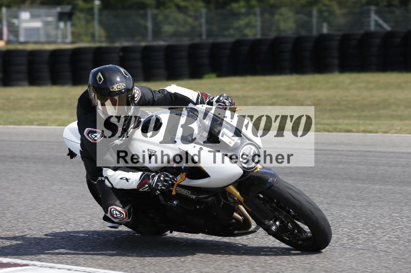 Archiv-2025/49 26.08.2025 Cornu Master School ADR/blau-bleu/1